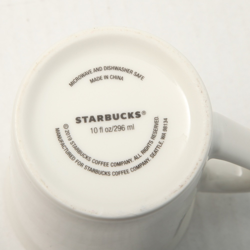 Starbucks Christmas Santa Gift Bag Coffee Mug Tall 10 oz Holiday 2019 - Picture 5 of 6